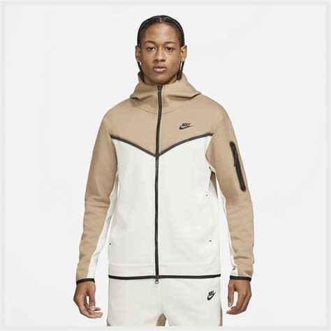 wit bruin nike tech|White Tech Fleece Clothing (11) .